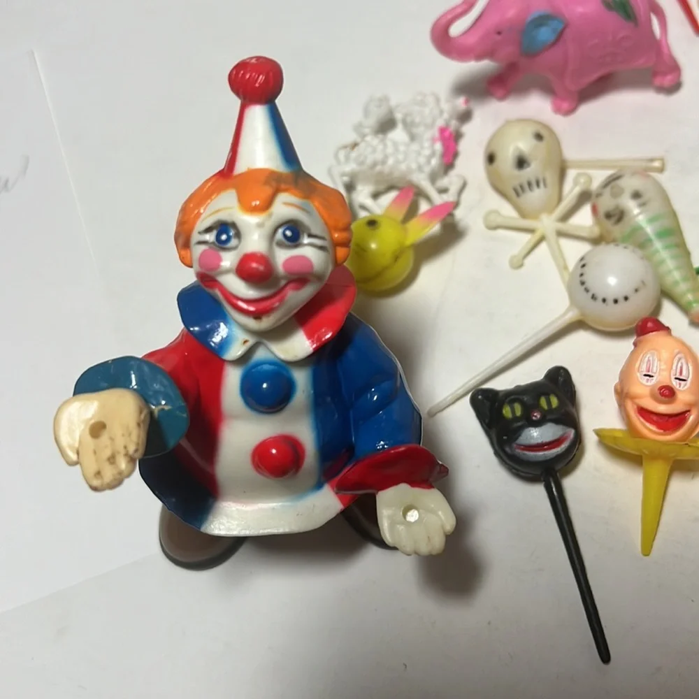 Vintage 1970’s cake topper decorations